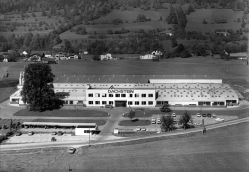 Neue Fabrik im Ortsteil Rabach