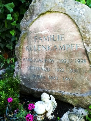 Familiengrab Hans-Joachim Kuli Kulenkampff