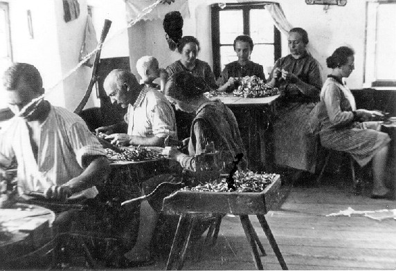 Maultrommelerzeugung Hois um 1930